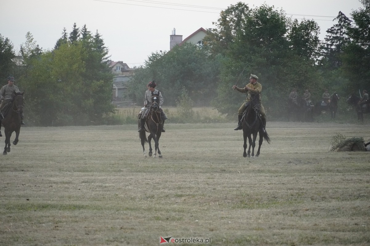 Rekonstrukcja historyczna Bolszewika goń! w Rzekuniu [17.08.2024] - zdjęcie #220 - eOstroleka.pl