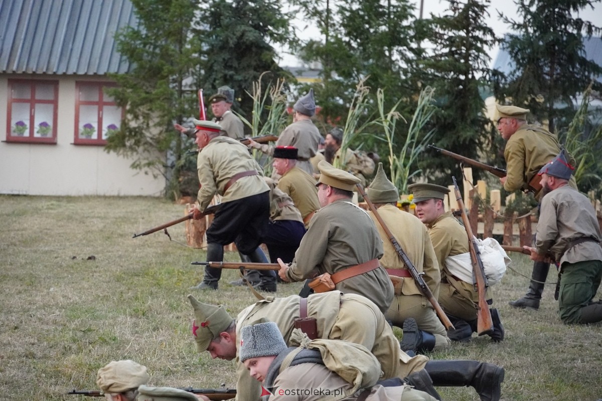 Rekonstrukcja historyczna Bolszewika goń! w Rzekuniu [17.08.2024] - zdjęcie #206 - eOstroleka.pl