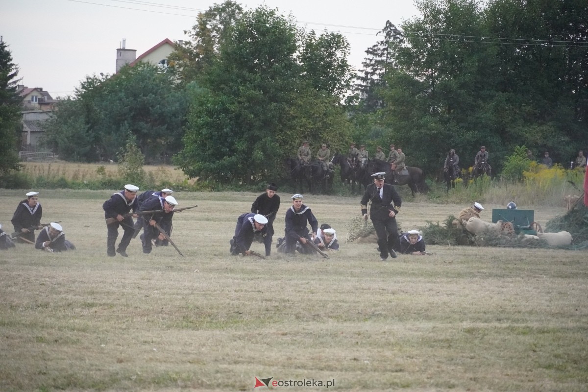 Rekonstrukcja historyczna Bolszewika goń! w Rzekuniu [17.08.2024] - zdjęcie #180 - eOstroleka.pl