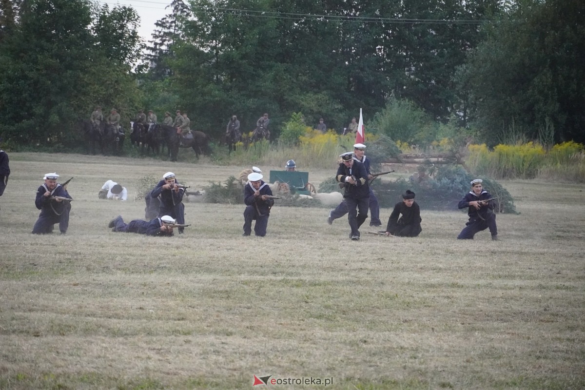Rekonstrukcja historyczna Bolszewika goń! w Rzekuniu [17.08.2024] - zdjęcie #172 - eOstroleka.pl