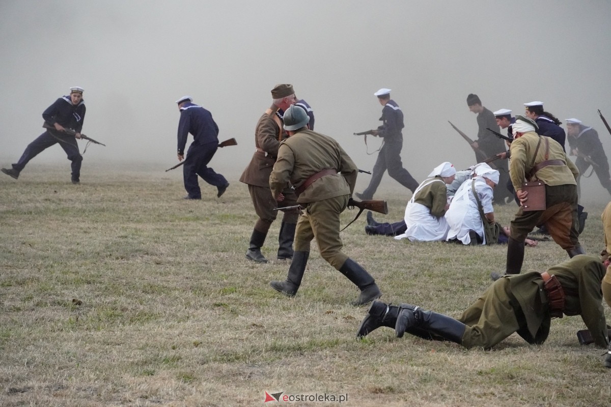 Rekonstrukcja historyczna Bolszewika goń! w Rzekuniu [17.08.2024] - zdjęcie #146 - eOstroleka.pl