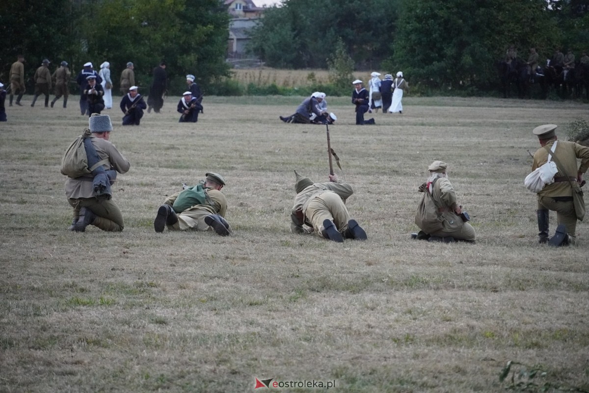 Rekonstrukcja historyczna Bolszewika goń! w Rzekuniu [17.08.2024] - zdjęcie #96 - eOstroleka.pl