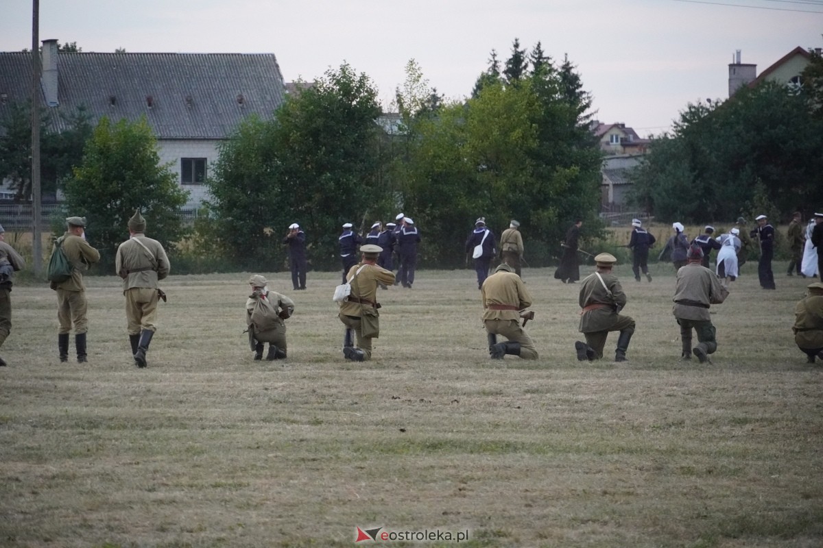 Rekonstrukcja historyczna Bolszewika goń! w Rzekuniu [17.08.2024] - zdjęcie #71 - eOstroleka.pl
