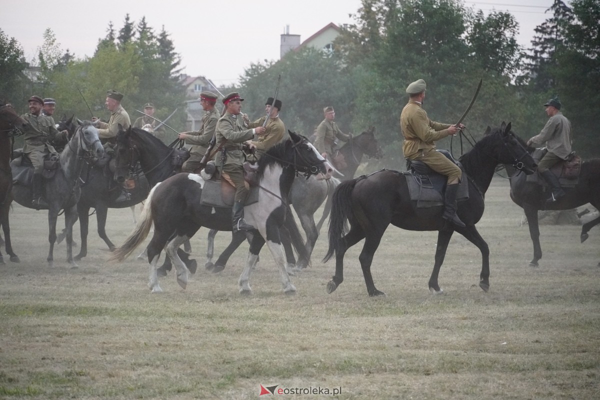 Rekonstrukcja historyczna Bolszewika goń! w Rzekuniu [17.08.2024] - zdjęcie #23 - eOstroleka.pl