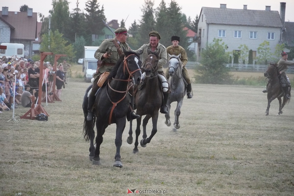 Rekonstrukcja historyczna Bolszewika goń! w Rzekuniu [17.08.2024] - zdjęcie #16 - eOstroleka.pl