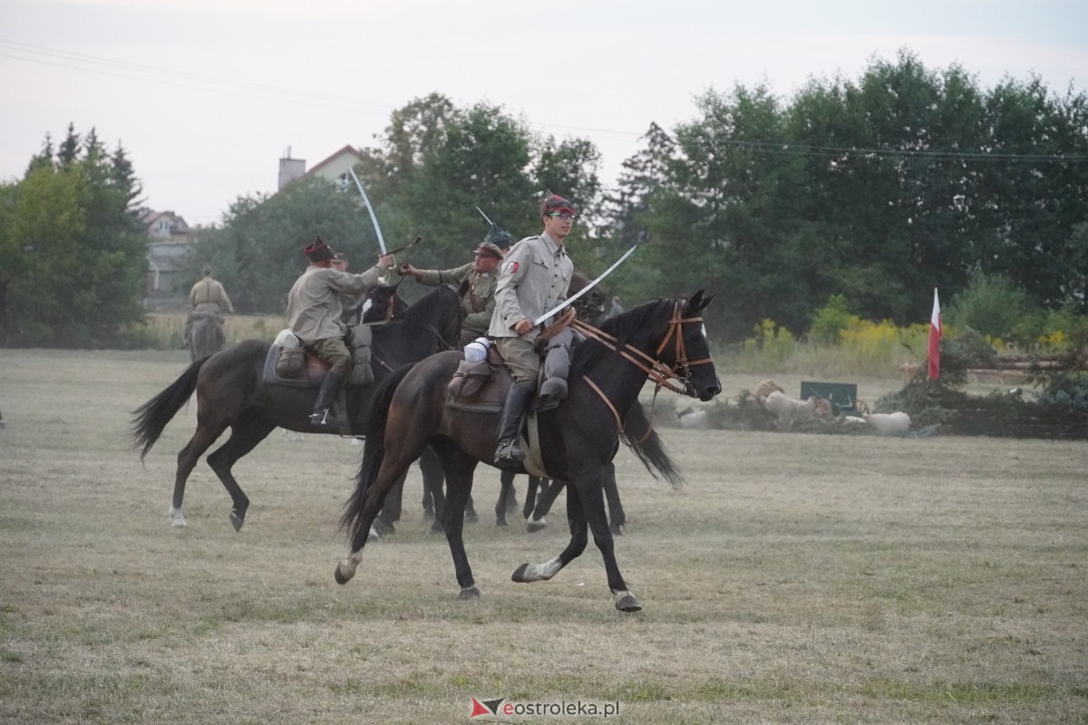 Rekonstrukcja historyczna Bolszewika goń! w Rzekuniu [17.08.2024] - zdjęcie #38 - eOstroleka.pl