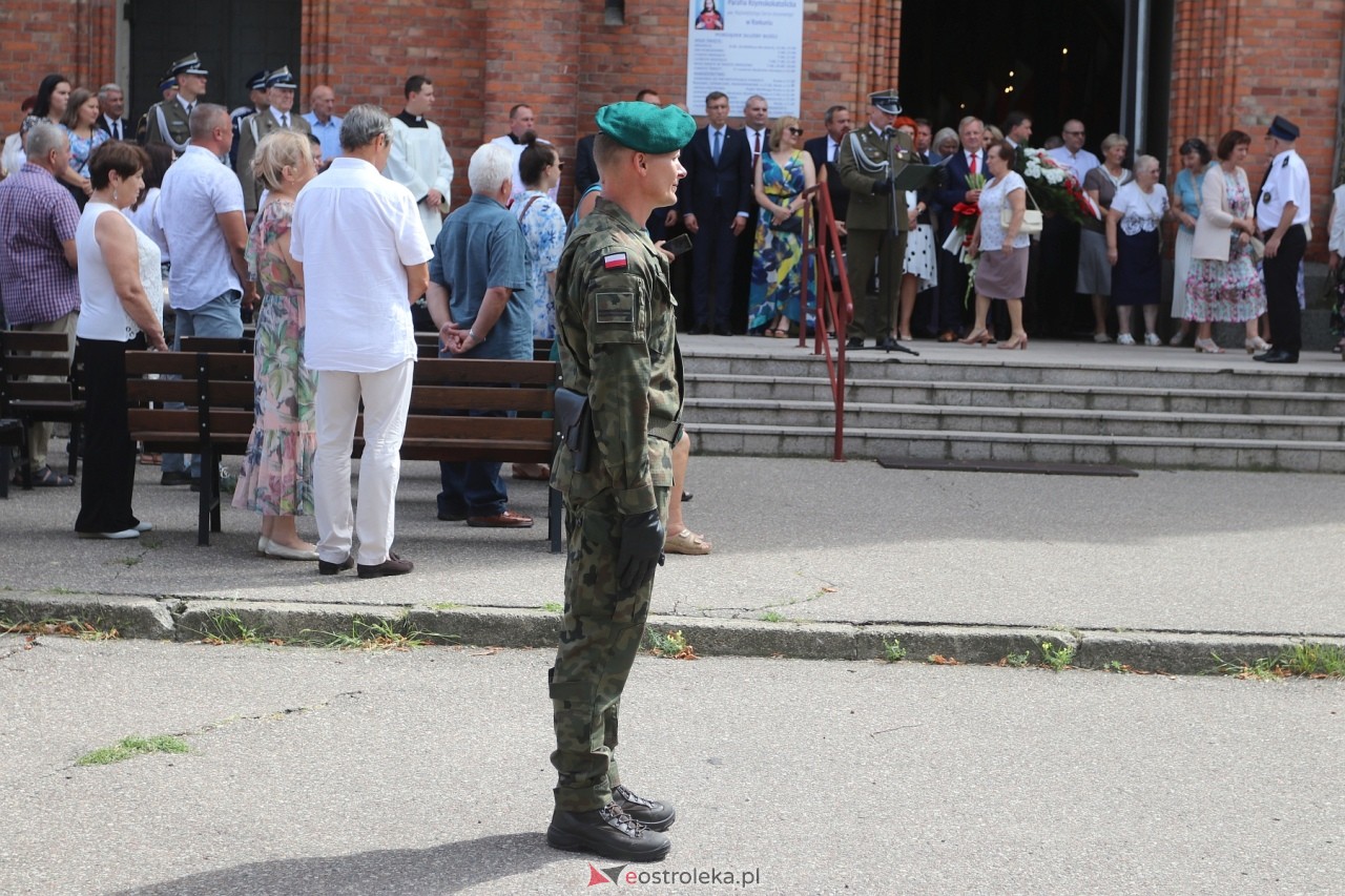 Uroczystości w hołdzie marynarzom i ułanom poległym na ziemi rzekuńskiej [18.08.2024] - zdjęcie #107 - eOstroleka.pl