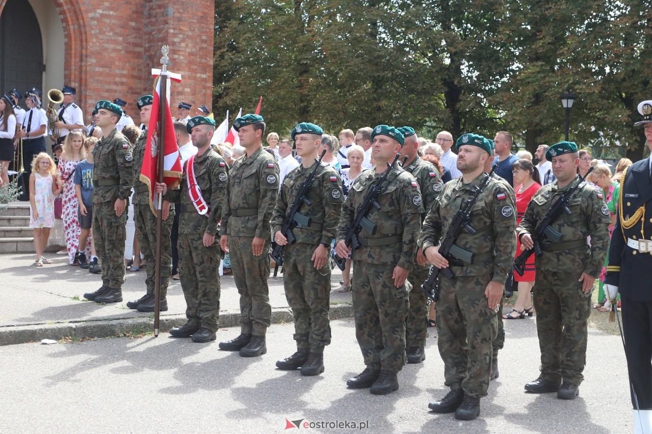 Uroczystości w hołdzie marynarzom i ułanom poległym na ziemi rzekuńskiej [18.08.2024] - zdjęcie #106 - eOstroleka.pl