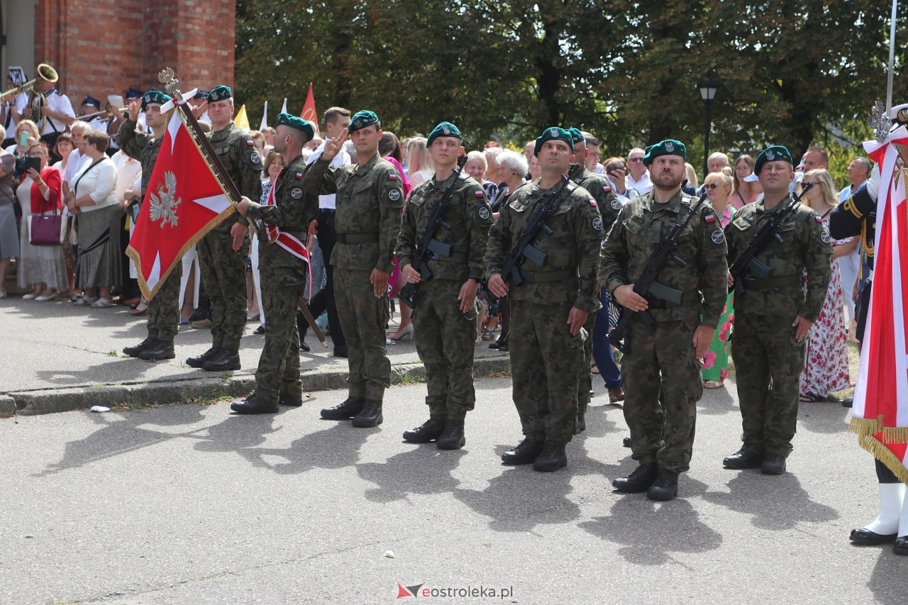 Uroczystości w hołdzie marynarzom i ułanom poległym na ziemi rzekuńskiej [18.08.2024] - zdjęcie #101 - eOstroleka.pl