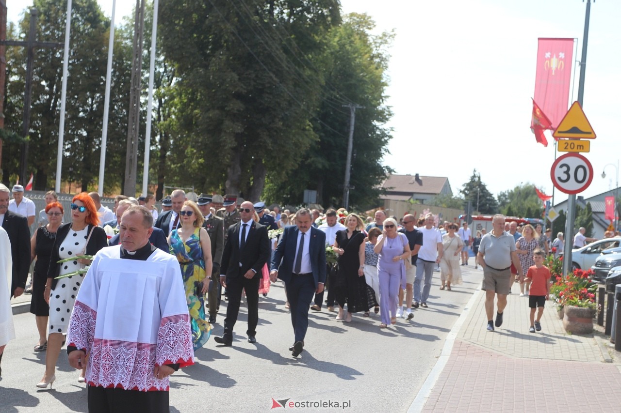 Uroczystości w hołdzie marynarzom i ułanom poległym na ziemi rzekuńskiej [18.08.2024] - zdjęcie #83 - eOstroleka.pl