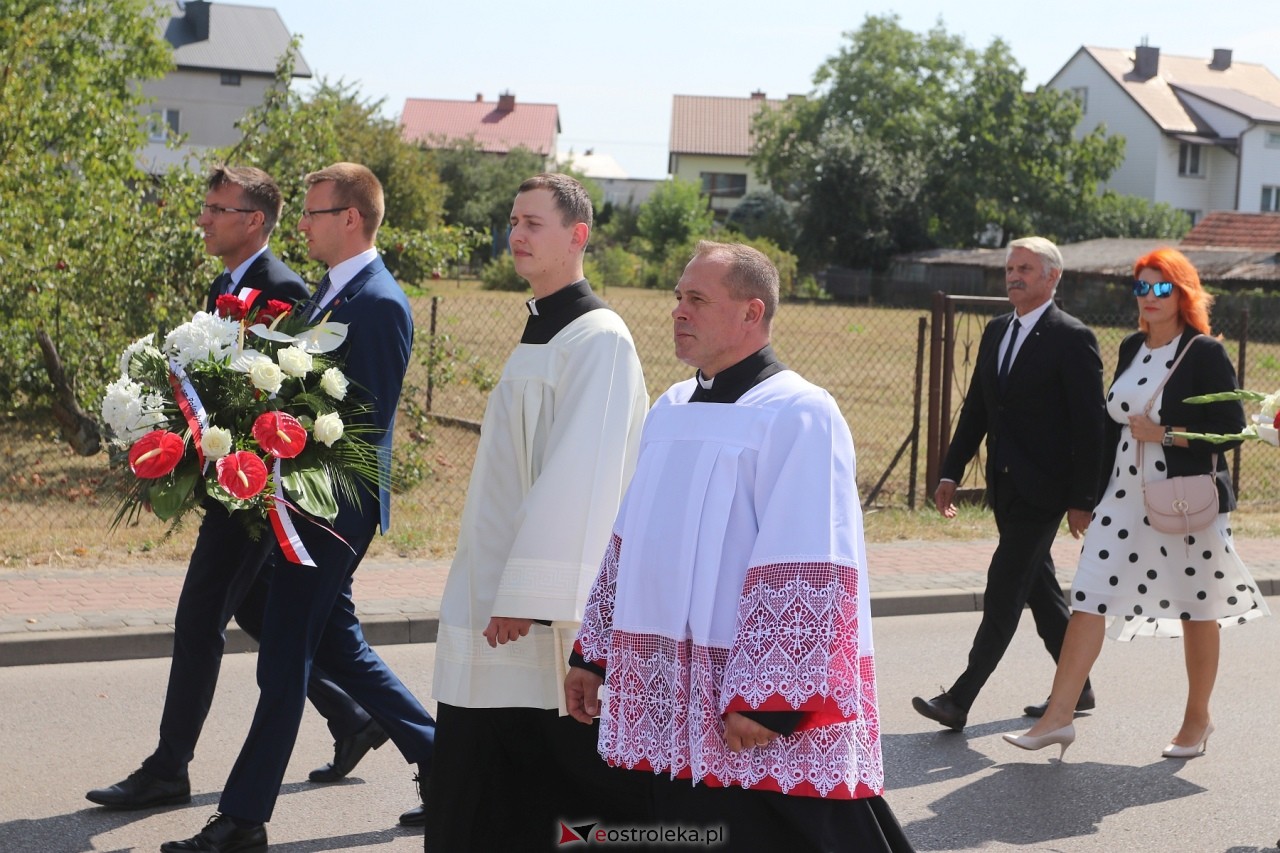 Uroczystości w hołdzie marynarzom i ułanom poległym na ziemi rzekuńskiej [18.08.2024] - zdjęcie #80 - eOstroleka.pl