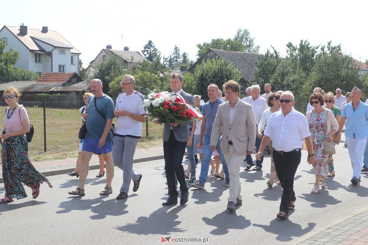 Uroczystości w hołdzie marynarzom i ułanom poległym na ziemi rzekuńskiej [18.08.2024] - zdjęcie #70 - eOstroleka.pl