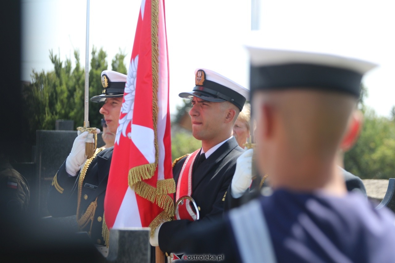 Uroczystości w hołdzie marynarzom i ułanom poległym na ziemi rzekuńskiej [18.08.2024] - zdjęcie #65 - eOstroleka.pl