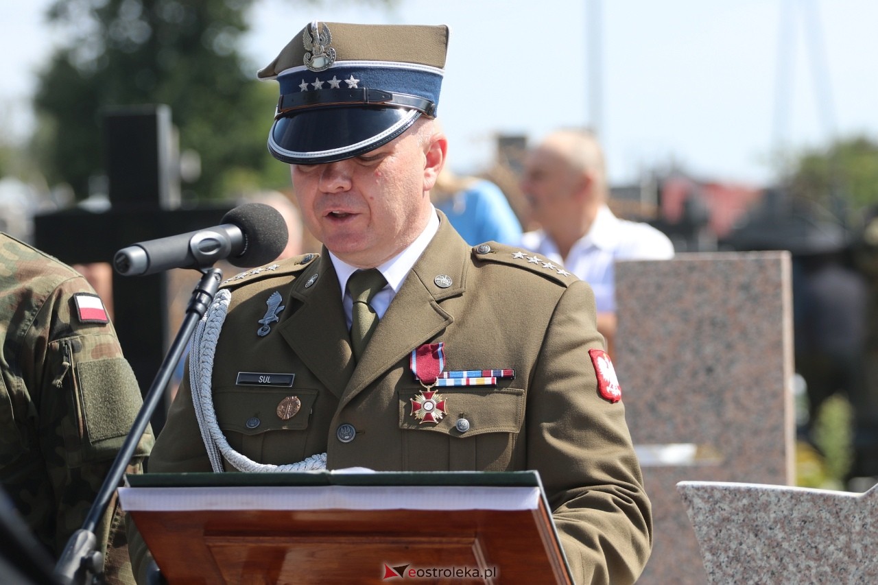 Uroczystości w hołdzie marynarzom i ułanom poległym na ziemi rzekuńskiej [18.08.2024] - zdjęcie #64 - eOstroleka.pl