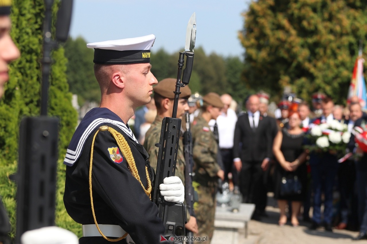 Uroczystości w hołdzie marynarzom i ułanom poległym na ziemi rzekuńskiej [18.08.2024] - zdjęcie #56 - eOstroleka.pl