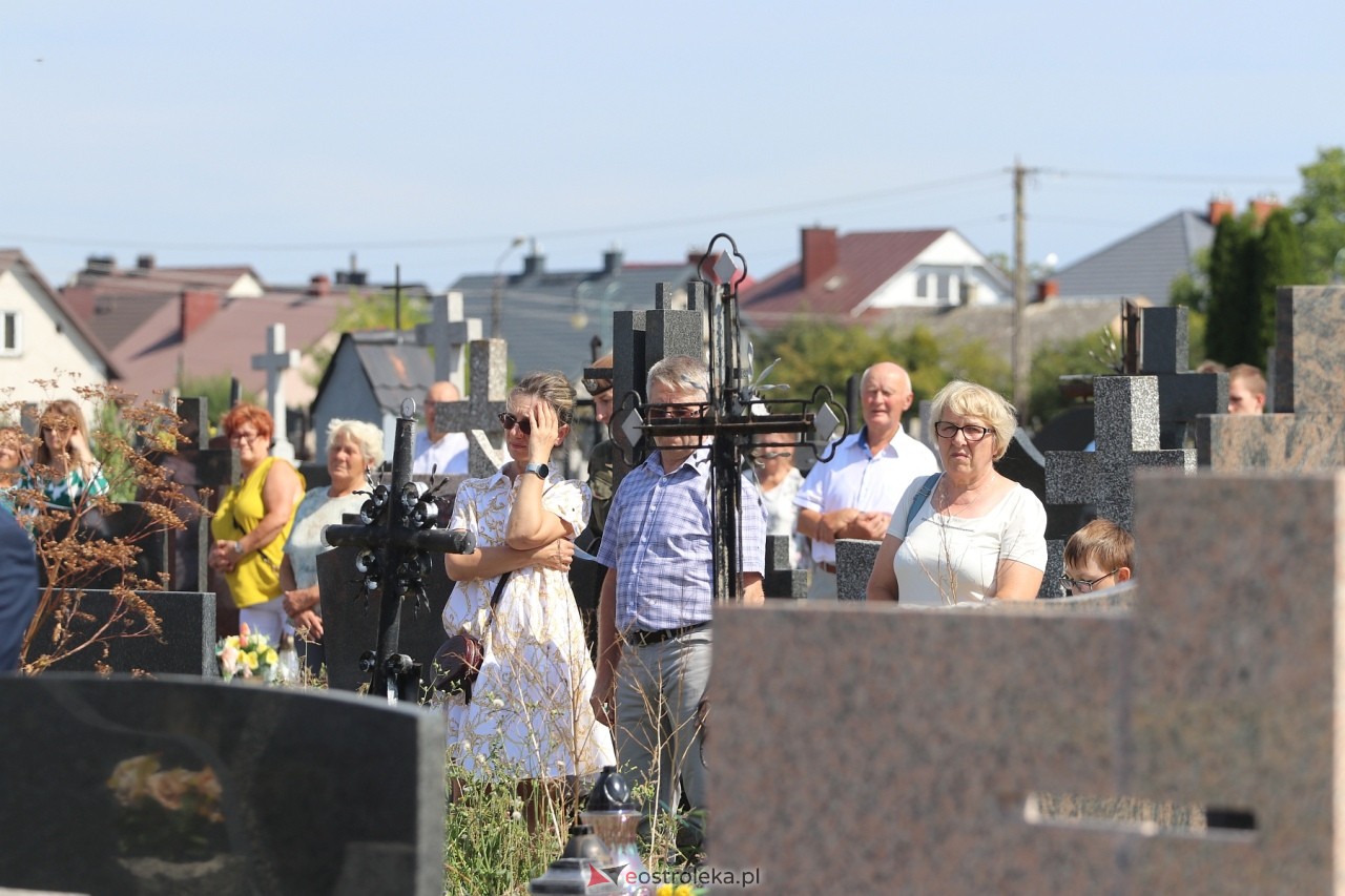 Uroczystości w hołdzie marynarzom i ułanom poległym na ziemi rzekuńskiej [18.08.2024] - zdjęcie #49 - eOstroleka.pl