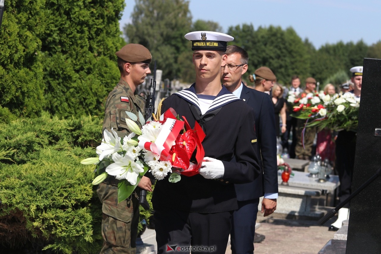 Uroczystości w hołdzie marynarzom i ułanom poległym na ziemi rzekuńskiej [18.08.2024] - zdjęcie #34 - eOstroleka.pl