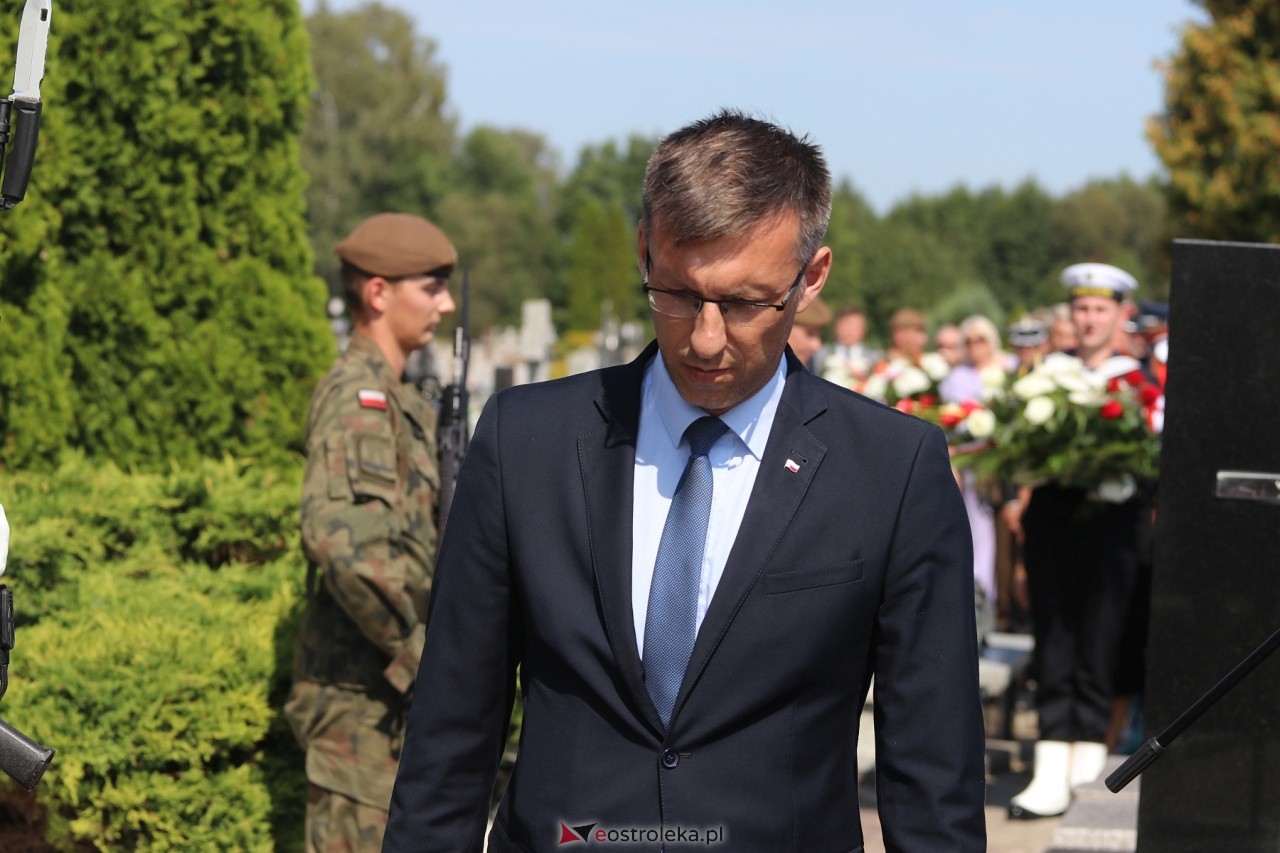 Uroczystości w hołdzie marynarzom i ułanom poległym na ziemi rzekuńskiej [18.08.2024] - zdjęcie #32 - eOstroleka.pl