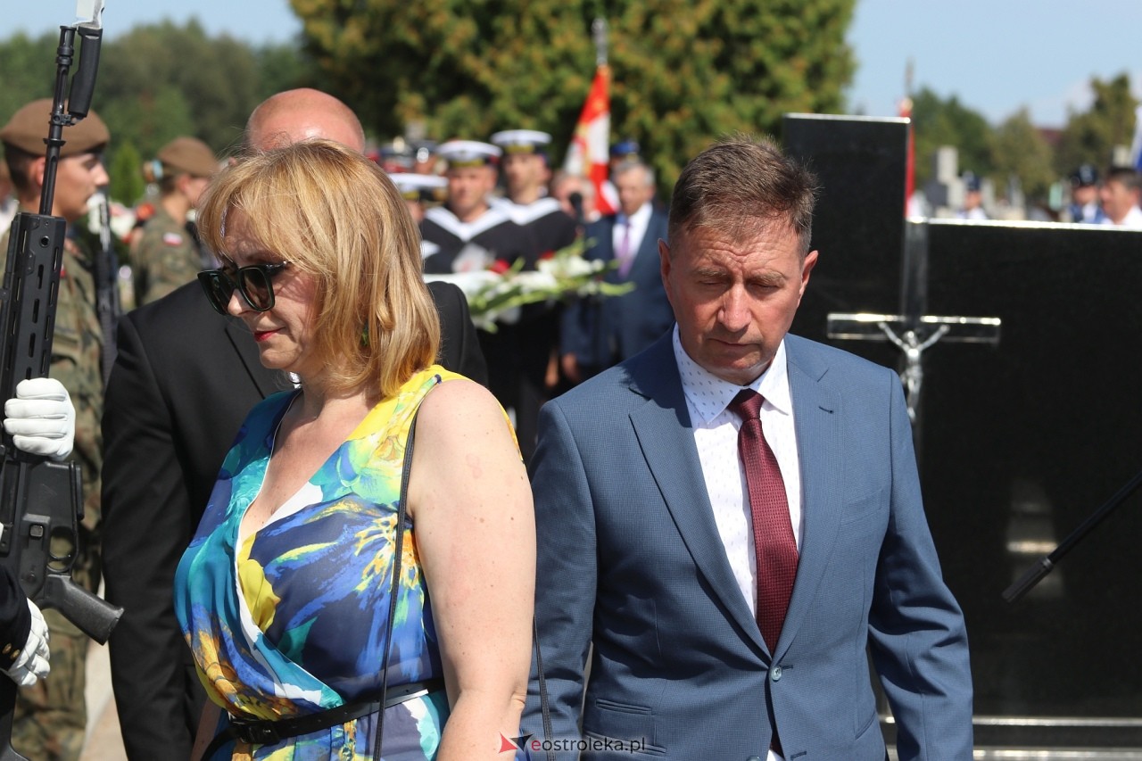 Uroczystości w hołdzie marynarzom i ułanom poległym na ziemi rzekuńskiej [18.08.2024] - zdjęcie #20 - eOstroleka.pl