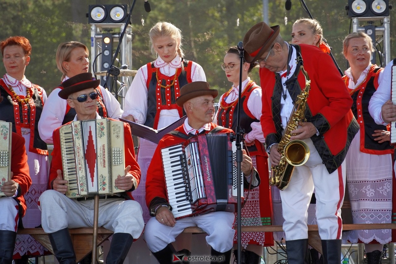 Dożynki gminne w Lelisie [18.08.2024] - zdjęcie #25 - eOstroleka.pl