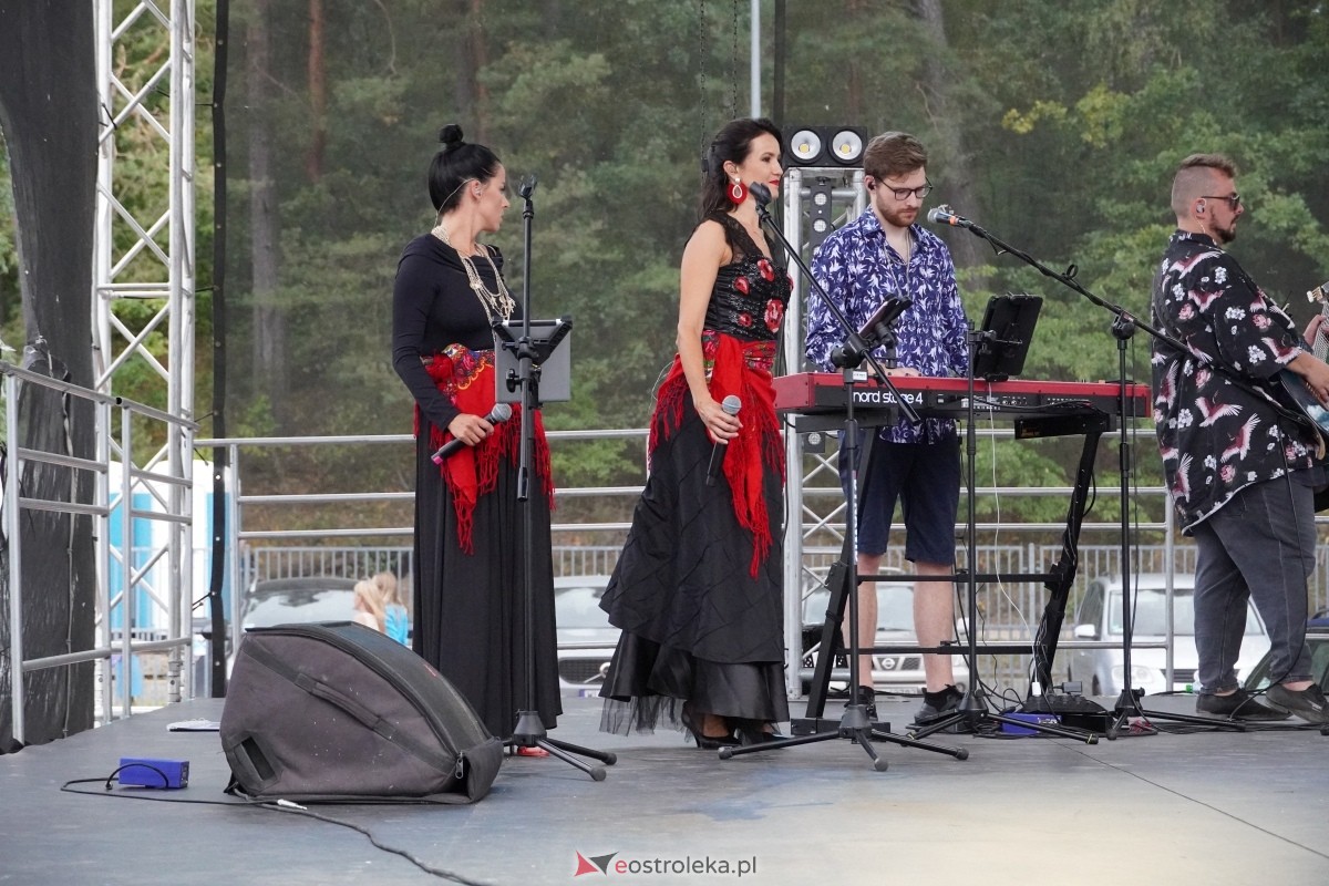 Kurpiowskie Dożynki w Lelisie - Patrycja Runo i Miły Pan [18.08.2024] - zdjęcie #183 - eOstroleka.pl