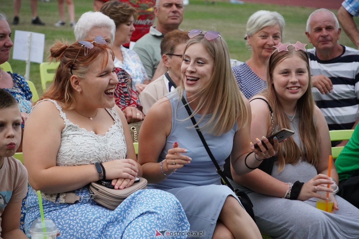 Kurpiowskie Dożynki w Lelisie - Patrycja Runo i Miły Pan [18.08.2024] - zdjęcie #179 - eOstroleka.pl