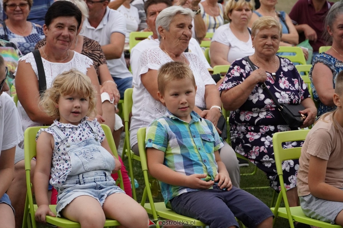 Kurpiowskie Dożynki w Lelisie - Patrycja Runo i Miły Pan [18.08.2024] - zdjęcie #178 - eOstroleka.pl