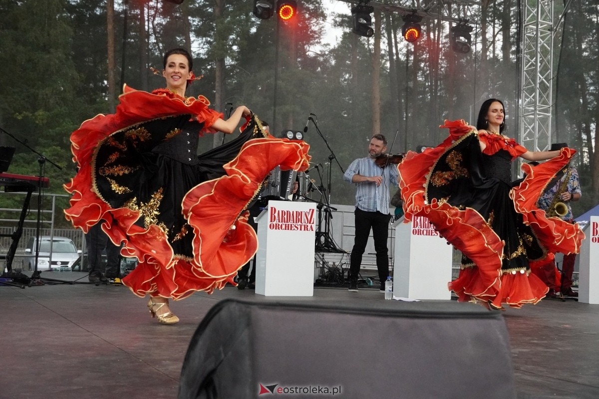 Kurpiowskie Dożynki w Lelisie - Patrycja Runo i Miły Pan [18.08.2024] - zdjęcie #172 - eOstroleka.pl