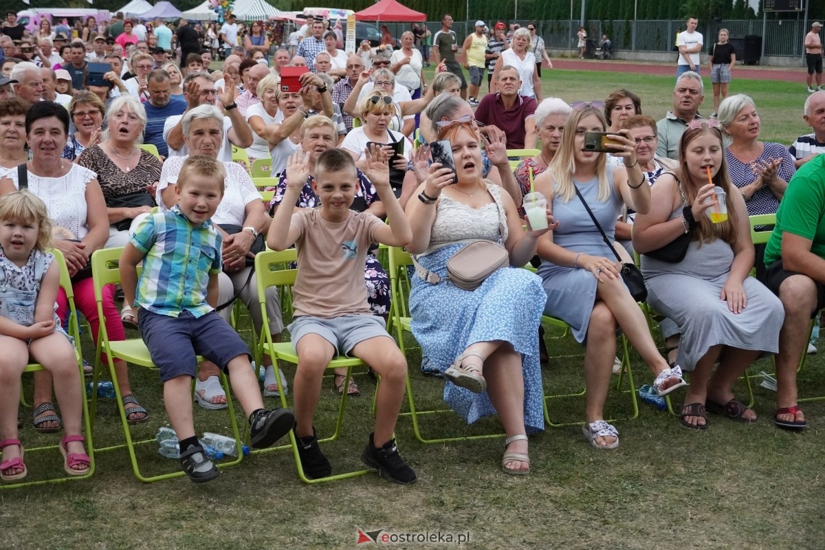 Kurpiowskie Dożynki w Lelisie - Patrycja Runo i Miły Pan [18.08.2024] - zdjęcie #168 - eOstroleka.pl