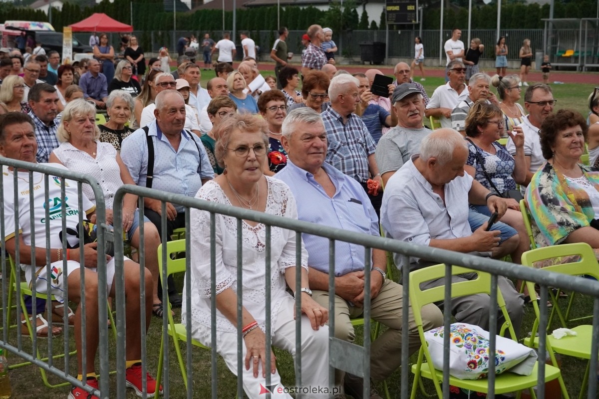 Kurpiowskie Dożynki w Lelisie - Patrycja Runo i Miły Pan [18.08.2024] - zdjęcie #159 - eOstroleka.pl