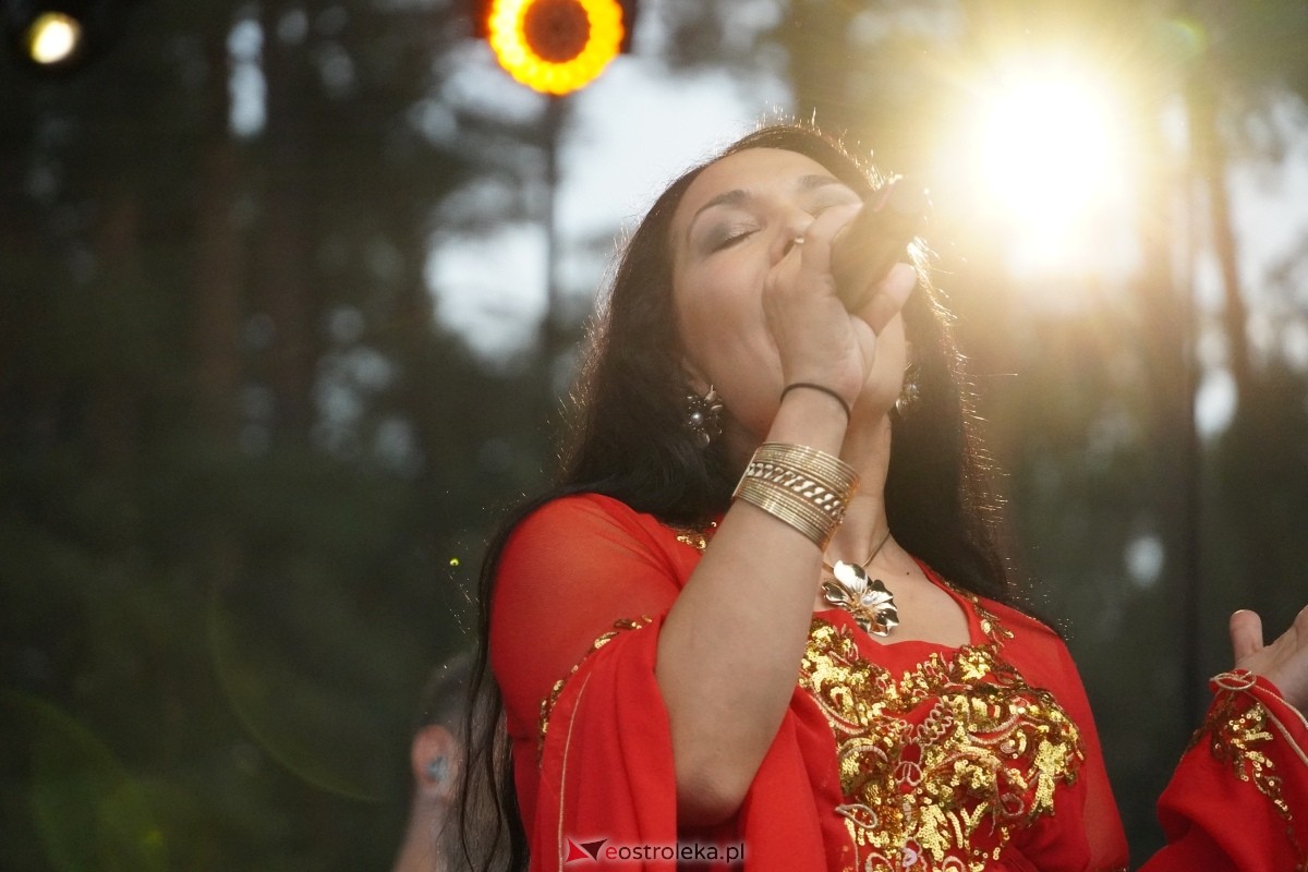 Kurpiowskie Dożynki w Lelisie - Patrycja Runo i Miły Pan [18.08.2024] - zdjęcie #155 - eOstroleka.pl