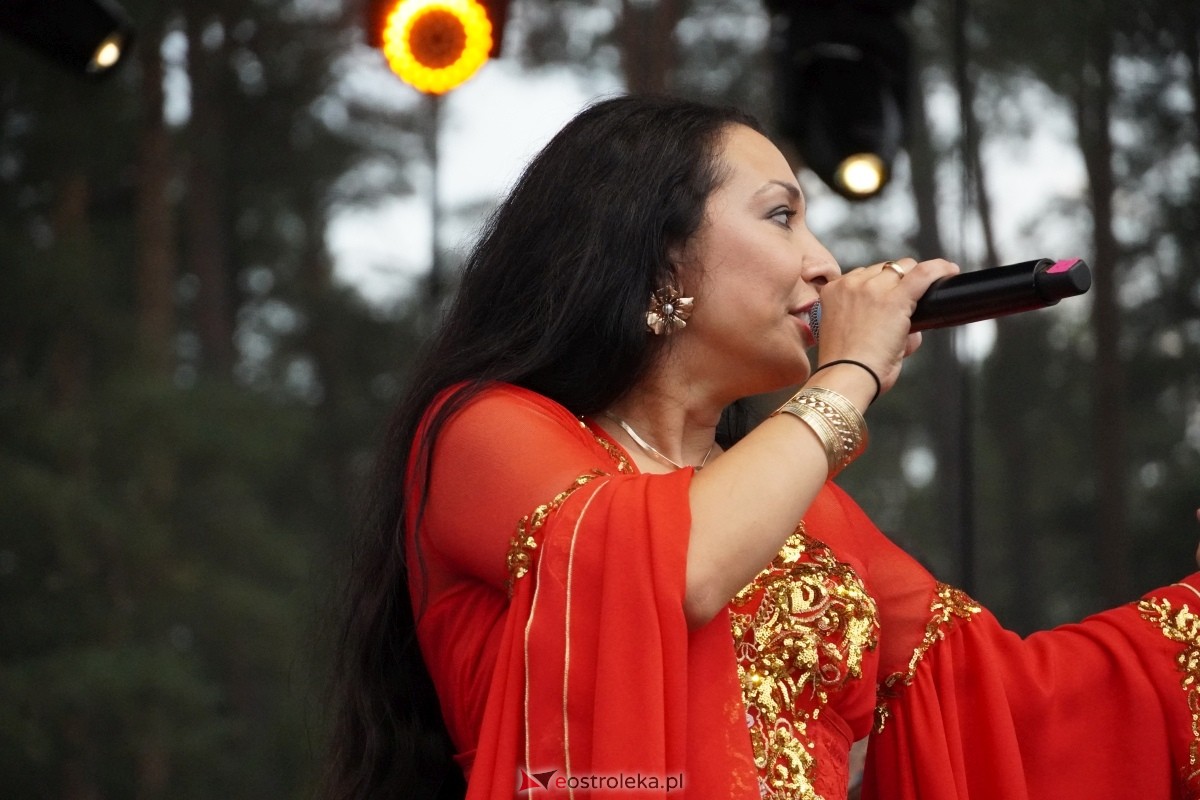 Kurpiowskie Dożynki w Lelisie - Patrycja Runo i Miły Pan [18.08.2024] - zdjęcie #154 - eOstroleka.pl