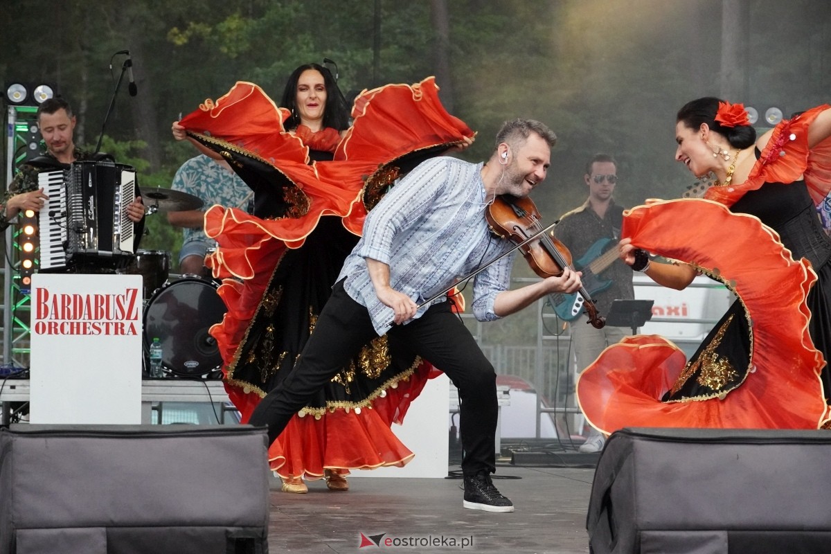 Kurpiowskie Dożynki w Lelisie - Patrycja Runo i Miły Pan [18.08.2024] - zdjęcie #145 - eOstroleka.pl