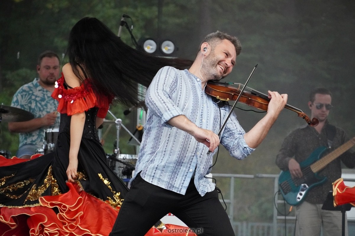 Kurpiowskie Dożynki w Lelisie - Patrycja Runo i Miły Pan [18.08.2024] - zdjęcie #144 - eOstroleka.pl