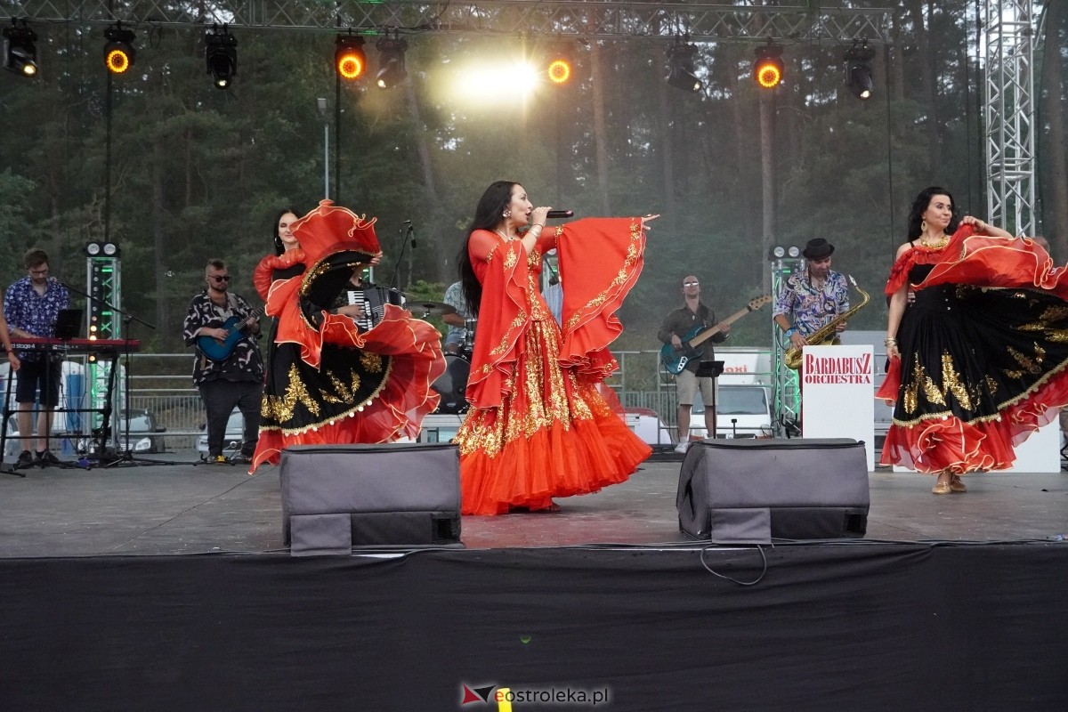 Kurpiowskie Dożynki w Lelisie - Patrycja Runo i Miły Pan [18.08.2024] - zdjęcie #142 - eOstroleka.pl