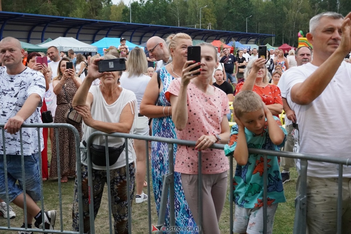 Kurpiowskie Dożynki w Lelisie - Patrycja Runo i Miły Pan [18.08.2024] - zdjęcie #121 - eOstroleka.pl