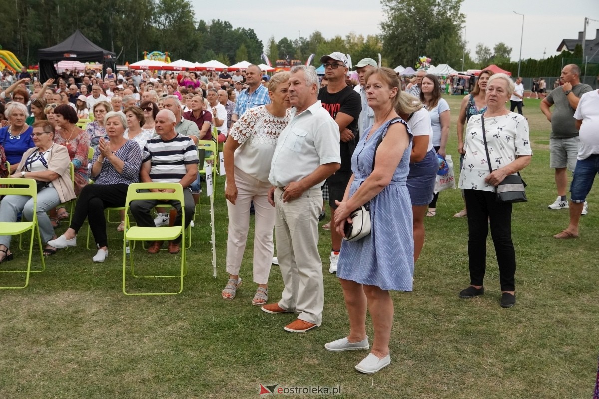 Kurpiowskie Dożynki w Lelisie - Patrycja Runo i Miły Pan [18.08.2024] - zdjęcie #116 - eOstroleka.pl