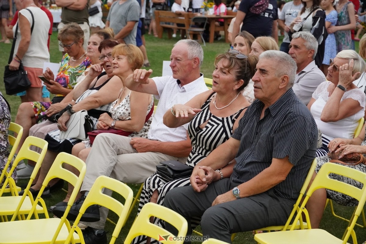 Kurpiowskie Dożynki w Lelisie - Patrycja Runo i Miły Pan [18.08.2024] - zdjęcie #107 - eOstroleka.pl