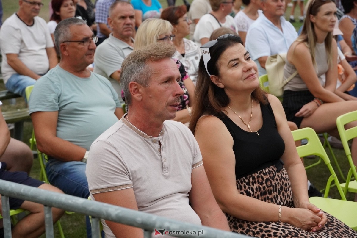 Kurpiowskie Dożynki w Lelisie - Patrycja Runo i Miły Pan [18.08.2024] - zdjęcie #102 - eOstroleka.pl