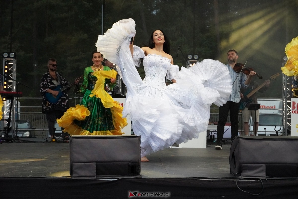 Kurpiowskie Dożynki w Lelisie - Patrycja Runo i Miły Pan [18.08.2024] - zdjęcie #79 - eOstroleka.pl