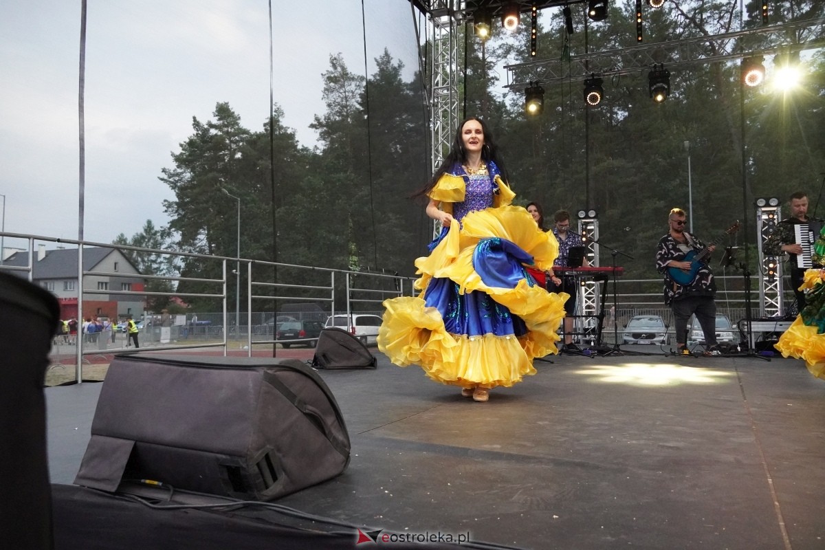 Kurpiowskie Dożynki w Lelisie - Patrycja Runo i Miły Pan [18.08.2024] - zdjęcie #71 - eOstroleka.pl