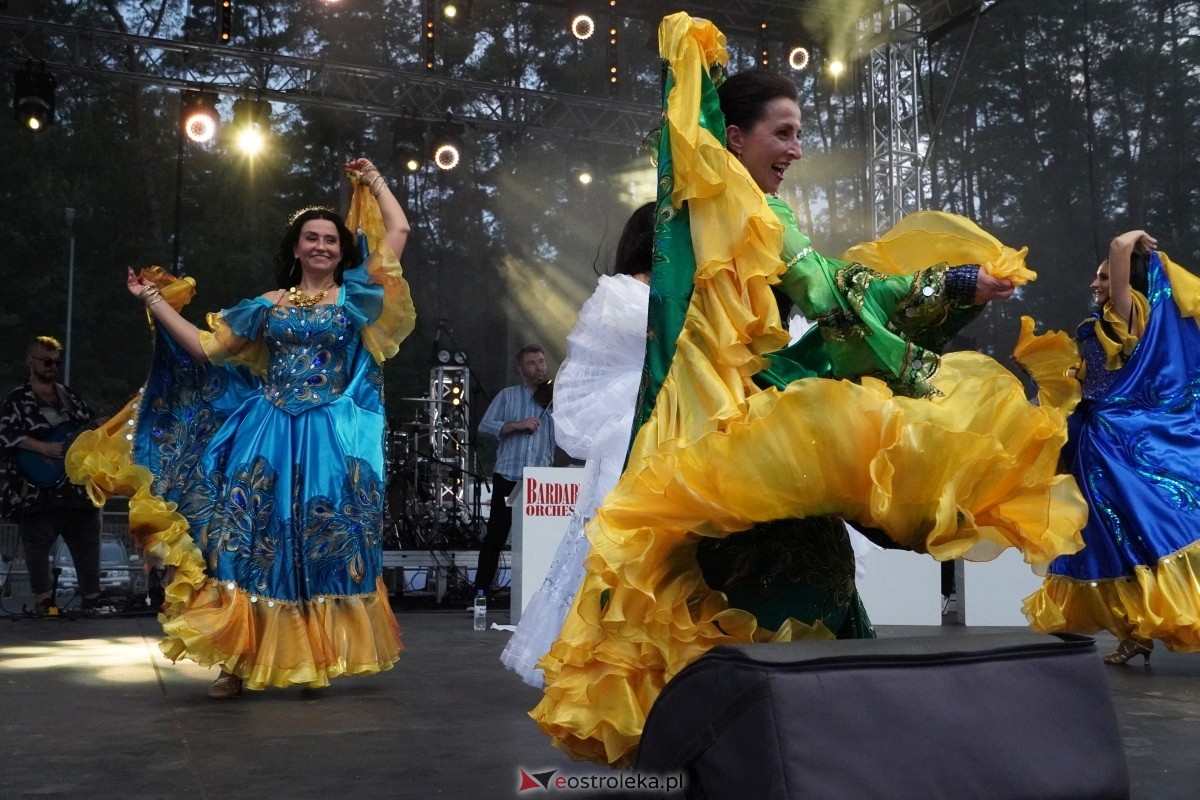 Kurpiowskie Dożynki w Lelisie - Patrycja Runo i Miły Pan [18.08.2024] - zdjęcie #65 - eOstroleka.pl