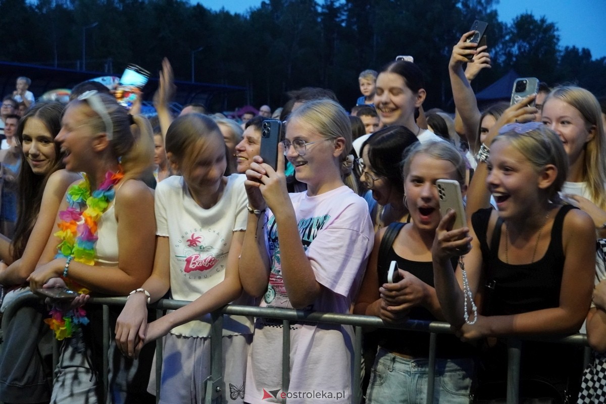 Kurpiowskie Dożynki w Lelisie - Patrycja Runo i Miły Pan [18.08.2024] - zdjęcie #47 - eOstroleka.pl