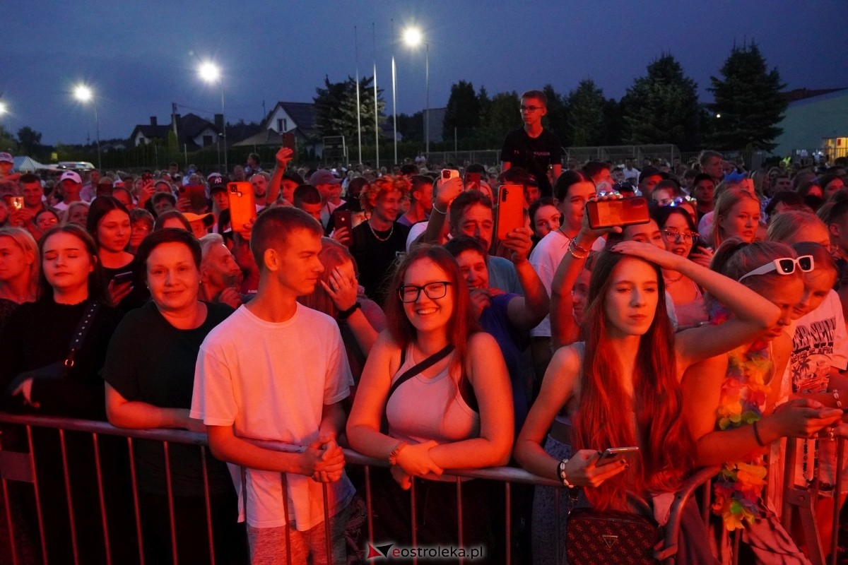 Kurpiowskie Dożynki w Lelisie - Patrycja Runo i Miły Pan [18.08.2024] - zdjęcie #66 - eOstroleka.pl