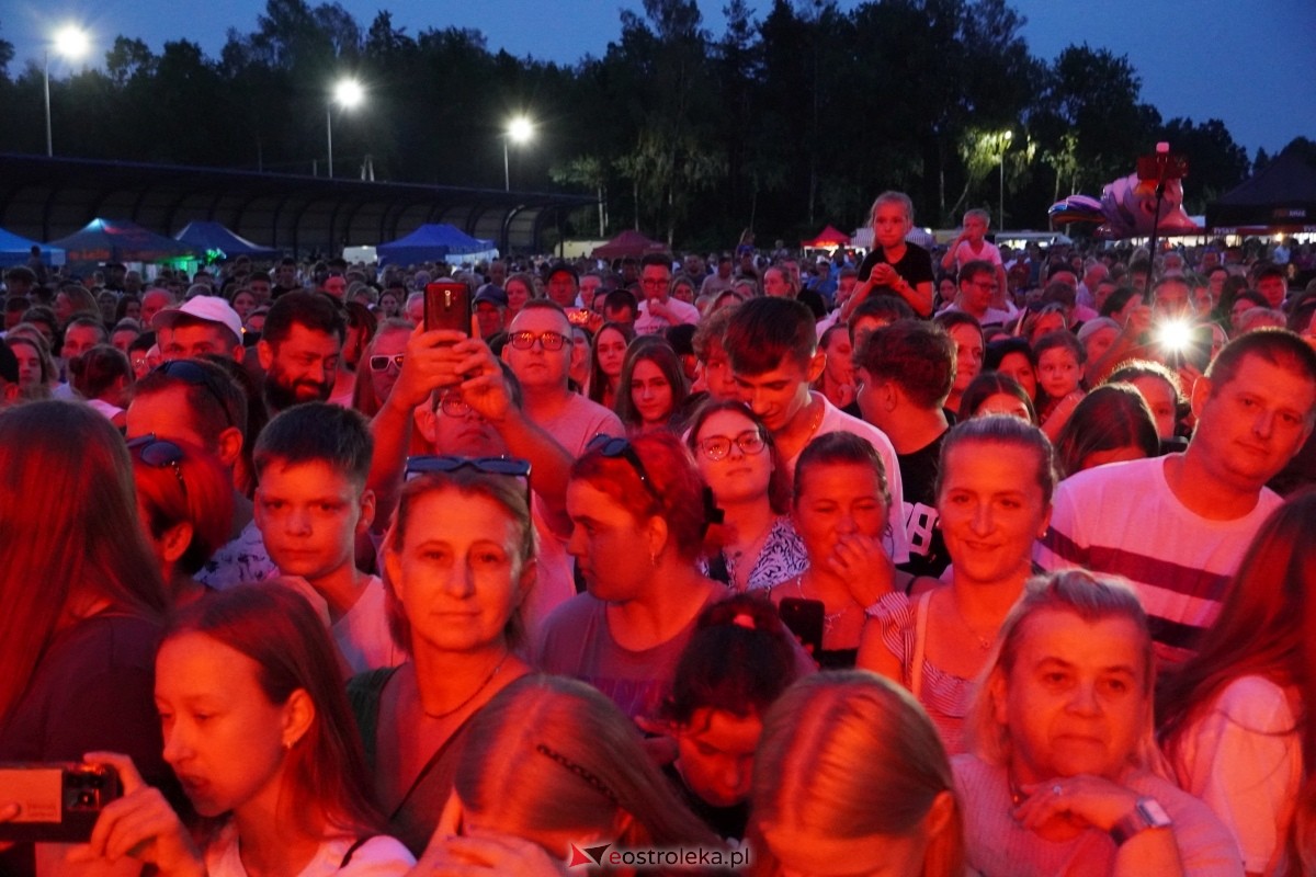 Kurpiowskie Dożynki w Lelisie - Patrycja Runo i Miły Pan [18.08.2024] - zdjęcie #52 - eOstroleka.pl