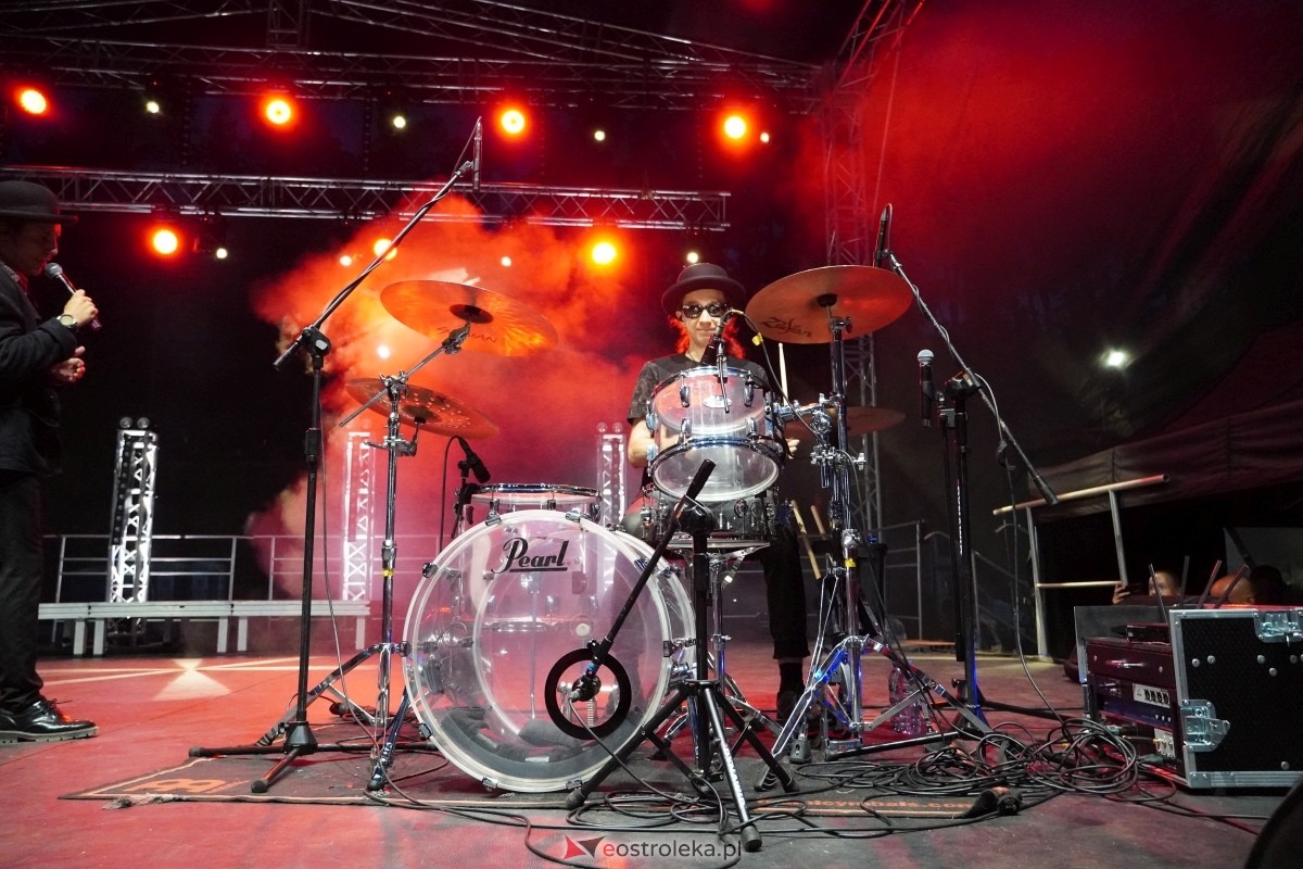 Kurpiowskie Dożynki w Lelisie - Patrycja Runo i Miły Pan [18.08.2024] - zdjęcie #36 - eOstroleka.pl