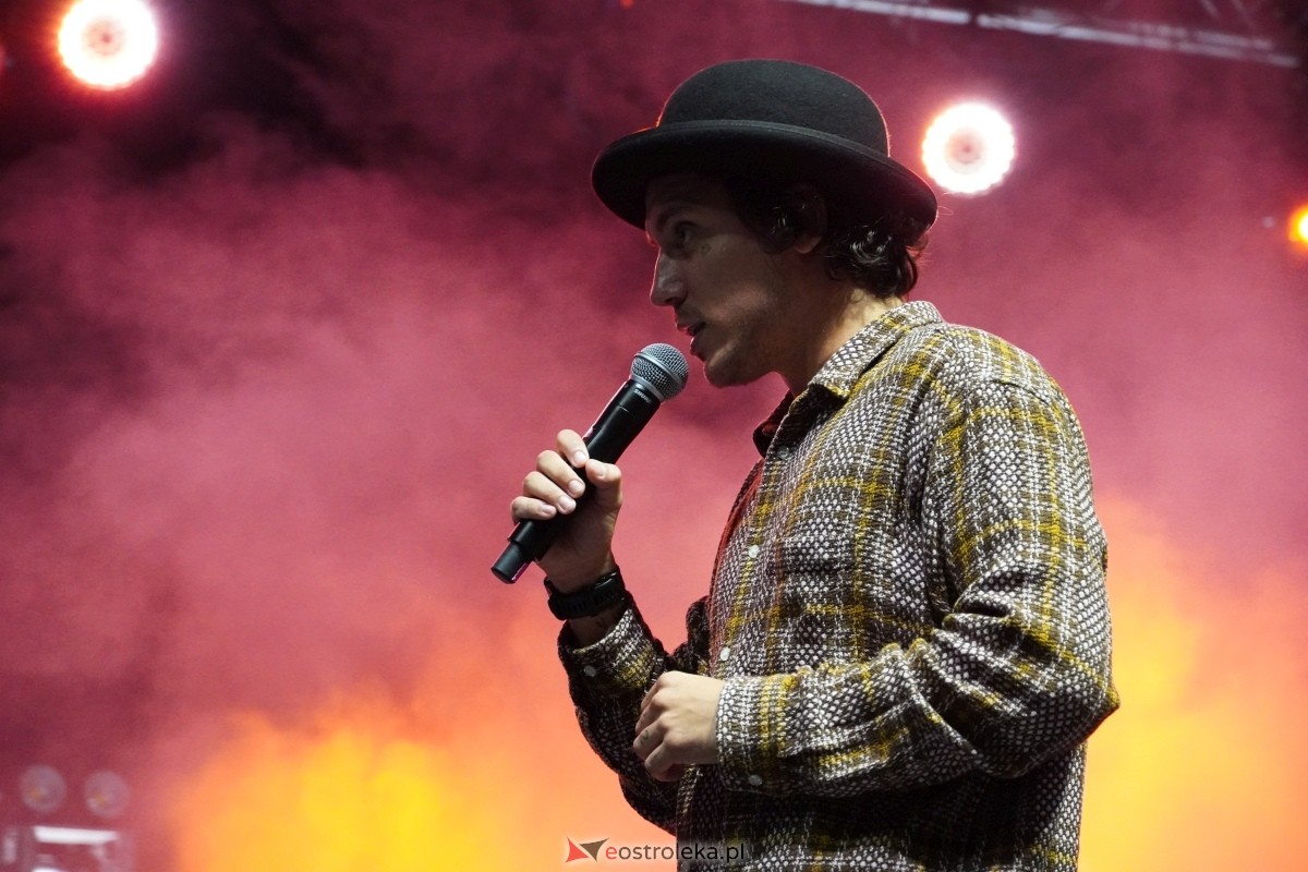 Kurpiowskie Dożynki w Lelisie - Patrycja Runo i Miły Pan [18.08.2024] - zdjęcie #15 - eOstroleka.pl