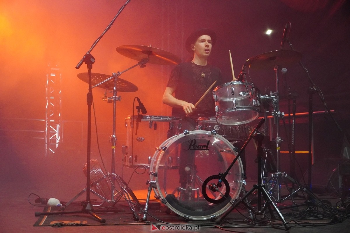 Kurpiowskie Dożynki w Lelisie - Patrycja Runo i Miły Pan [18.08.2024] - zdjęcie #12 - eOstroleka.pl