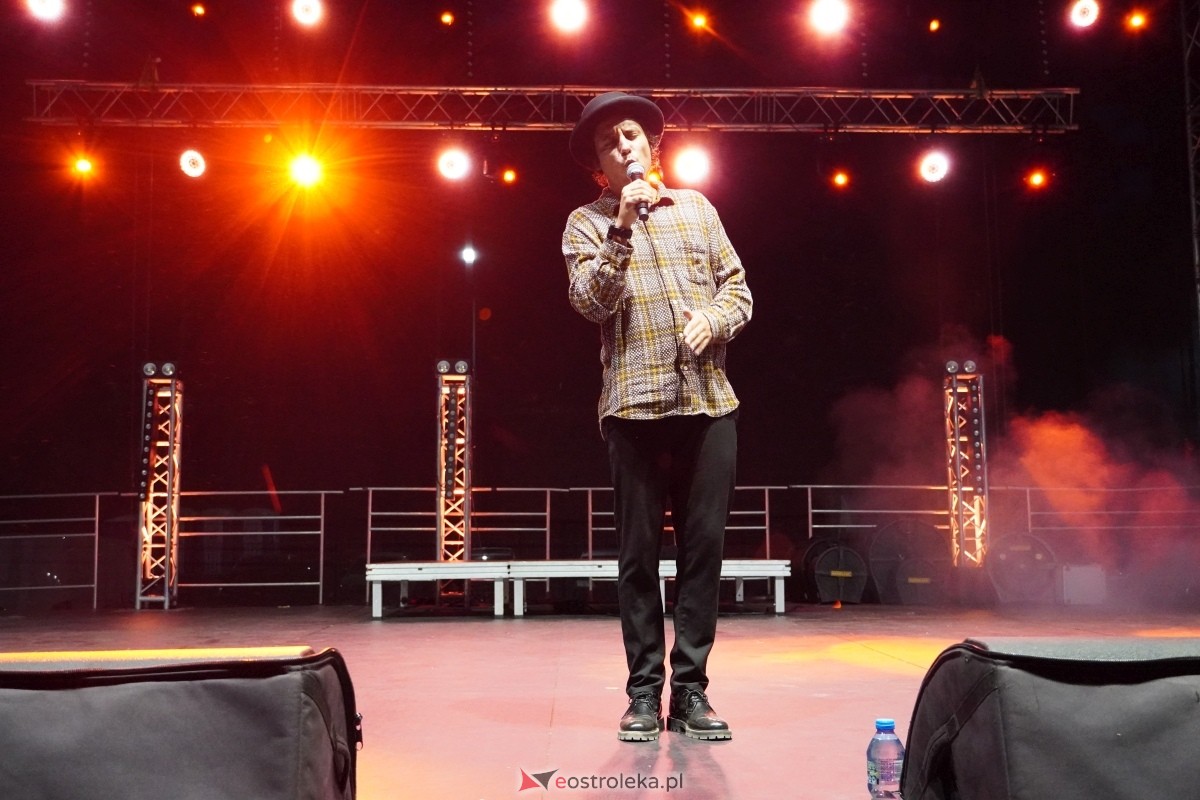 Kurpiowskie Dożynki w Lelisie - Patrycja Runo i Miły Pan [18.08.2024] - zdjęcie #4 - eOstroleka.pl