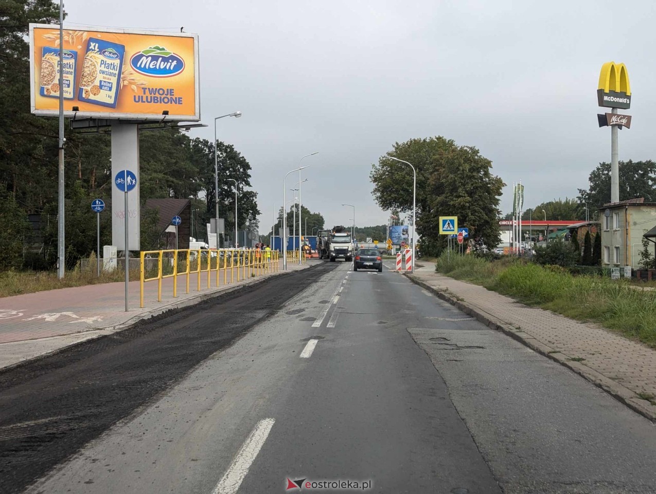 Olbrzymi korek na ulicy Warszawskiej w Ostrołęce [21.08.2024] - zdjęcie #8 - eOstroleka.pl